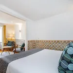 Whome Charming And Historical In Santa Justa