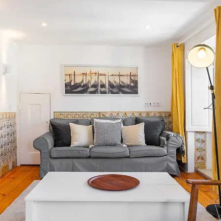 Apartamento Whome Charming And Historical In Santa Justa Lisboa